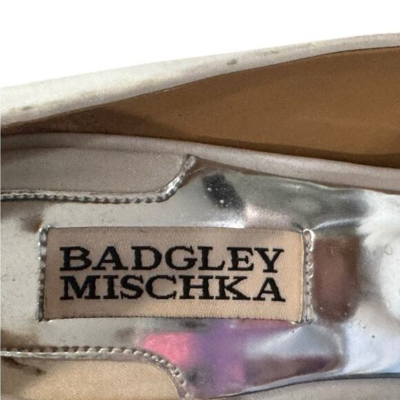 Badgley Mischka Piper Feather Open Toe Wedding Pumps white satin Size 7 - Picture 6 of 11